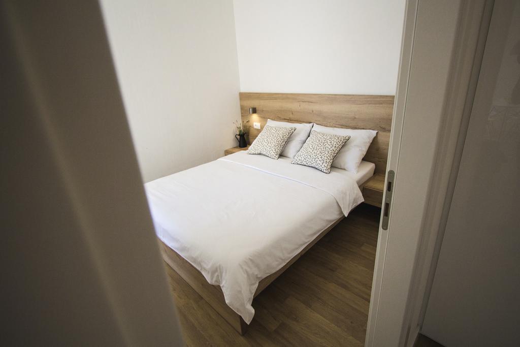 Olive Tree Apartments Vodice Extérieur photo